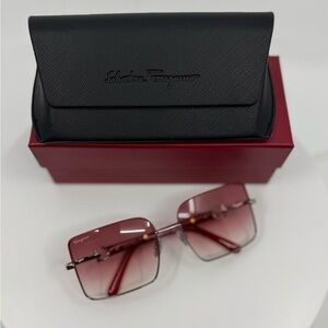 NEW! Salvatore Ferragamo Sunglasses Silver Frame /Red Pink Gradient Rectangle